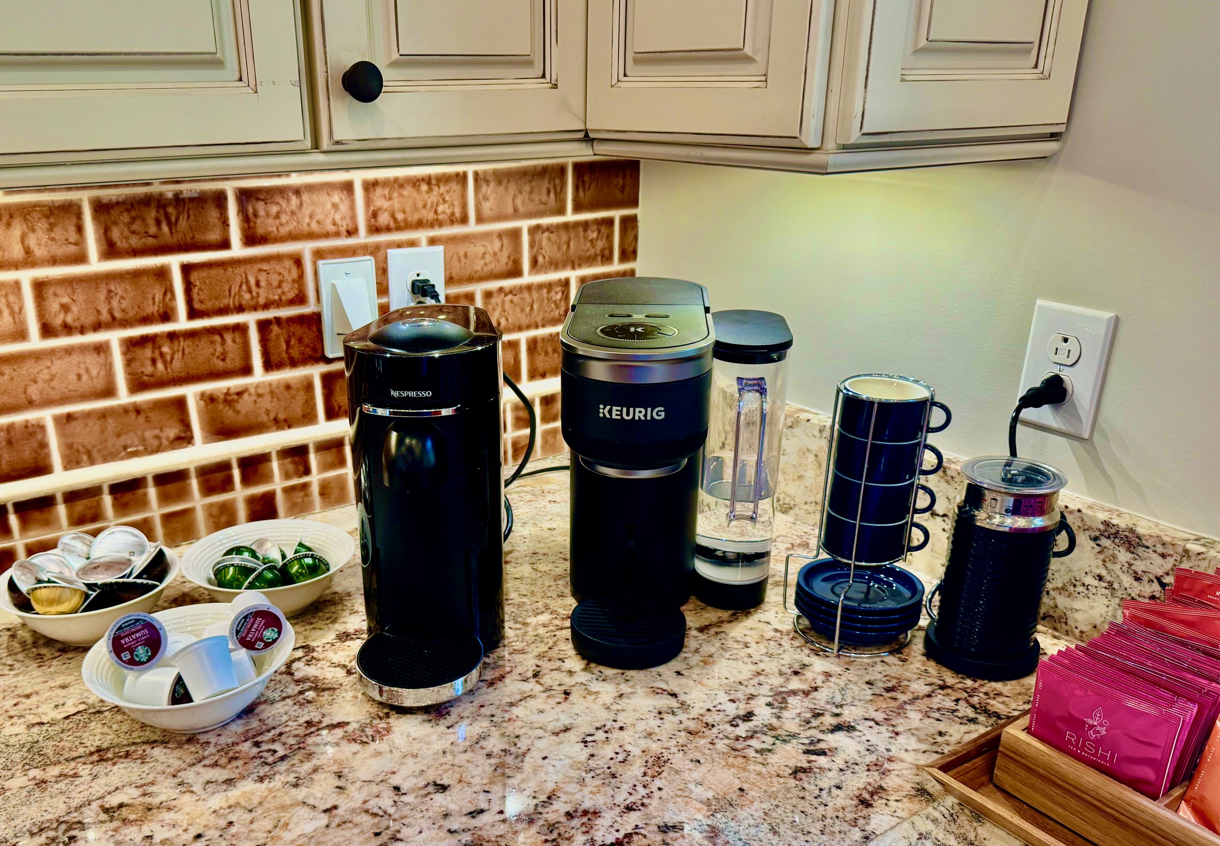 Convenient coffee station