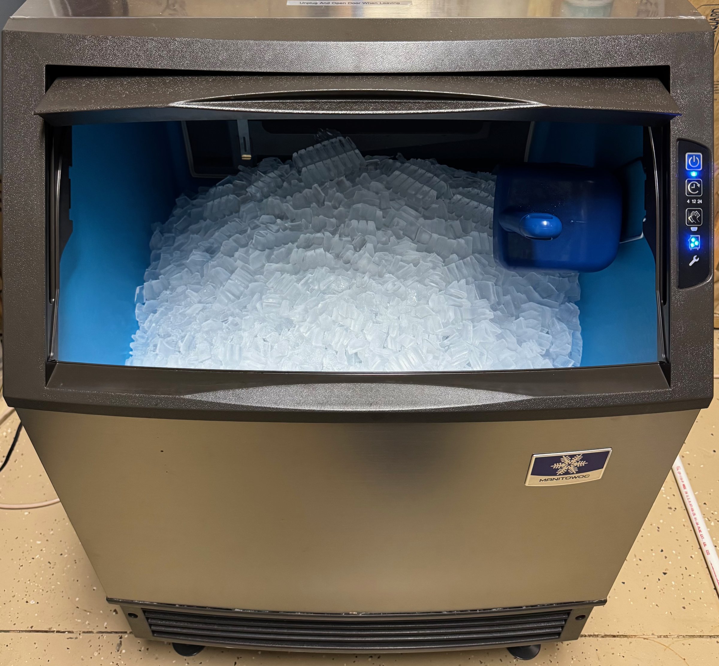 Commercial ice maker